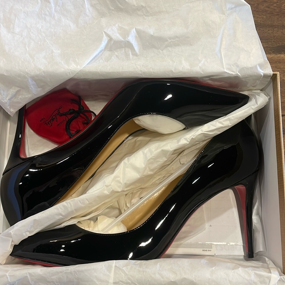 Pigalle Follies 85 Patent Black New Unworn